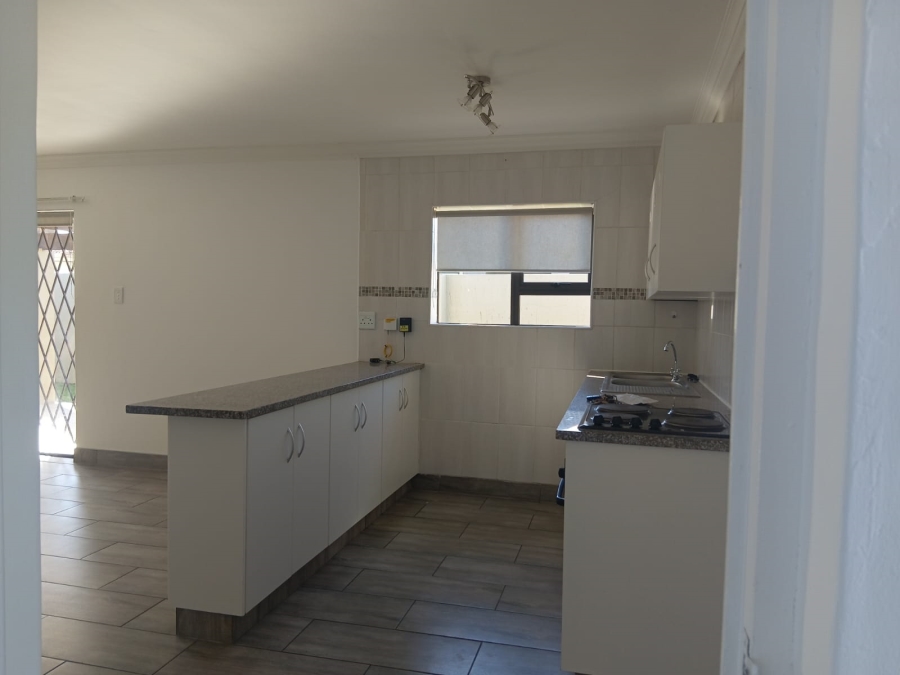 To Let 2 Bedroom Property for Rent in Dana Bay Western Cape